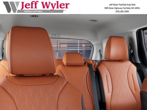 New 2026 Kia Carnival EX image 28