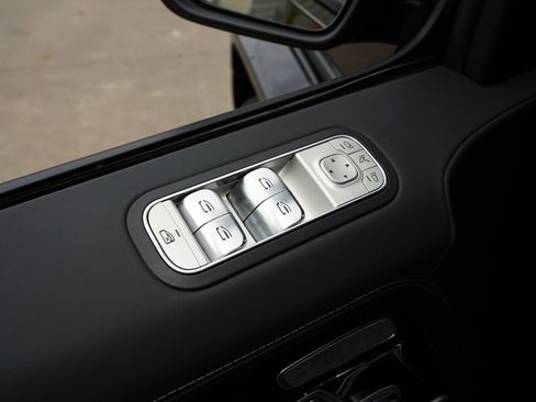 Used 2026 Mercedes-Benz G 63 AMG 4MATIC image 29