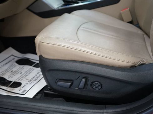 Used 2017 Hyundai Sonata Limited w/ Ultimate Package 04 FWD image 31