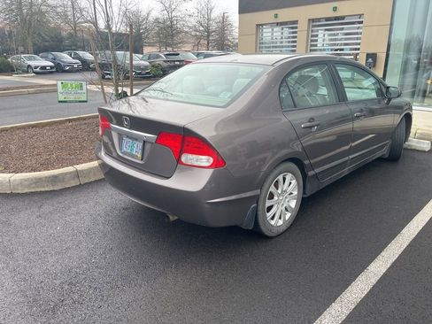 Used 2011 Honda Civic LX image 4