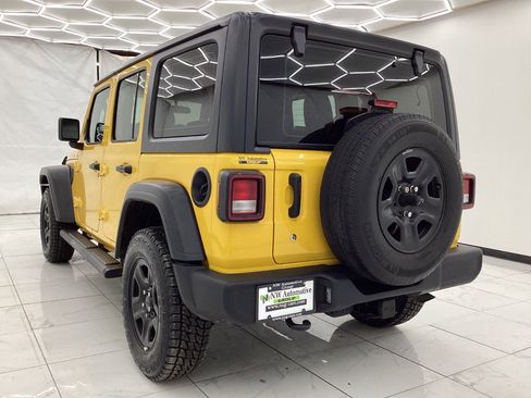 Used 2018 Jeep Wrangler Unlimited Sport image 8