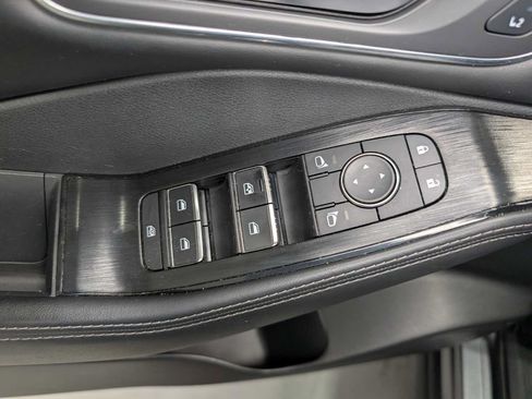 Used 2021 Nissan Rogue SL AWD/4WD image 33