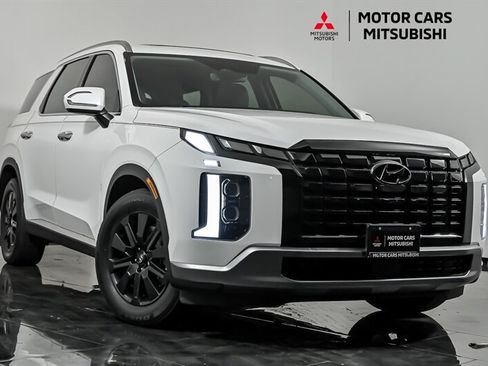 Used 2023 Hyundai Palisade SEL AWD/4WD image 1
