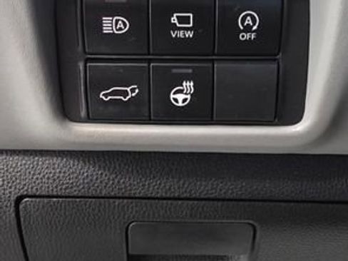 Used 2023 Toyota Highlander Limited image 14