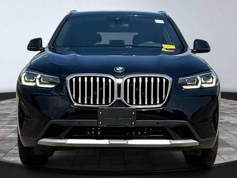 Used 2023 BMW X3 xDrive30i image 3