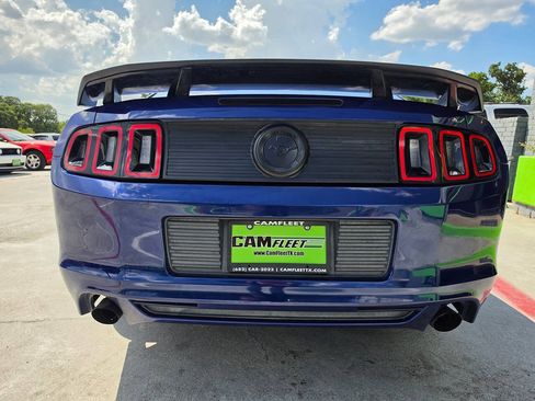 Used 2013 Ford Mustang Coupe RWD image 15