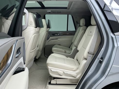 Used 2023 Cadillac Escalade Premium Luxury Platinum image 20