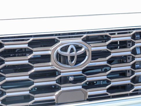 Certified 2025 Toyota Sequoia Platinum w/ TRD Off-Road Package AWD/4WD image 13