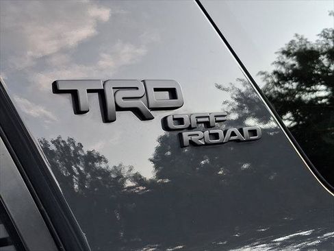 Certified 2024 Toyota 4Runner TRD Off-Road Premium w/ Off Road Premium Plus Package AWD/4WD image 7