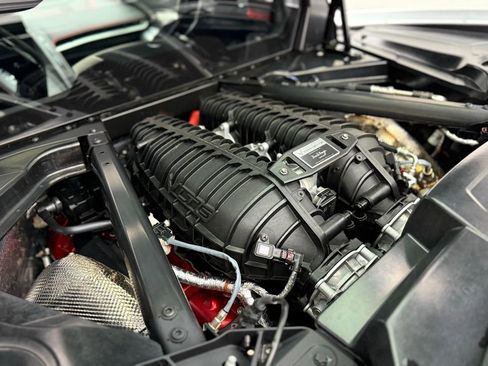 Used 2024 Chevrolet Corvette Z06 w/ Z07 Performance Package image 11