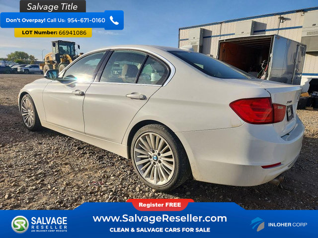 Used 2013 BMW 328i xDrive Sedan AWD/4WD image 3