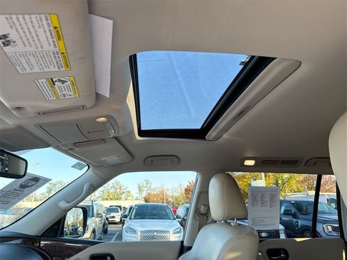 Used 2019 Nissan Armada SL w/ Premium Package image 19