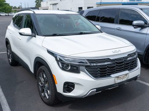 Used 2024 Kia Seltos S FWD image 3