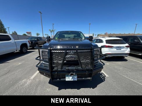 Used 2024 Ford F250 XLT w/ XLT Premium Package AWD/4WD image 2
