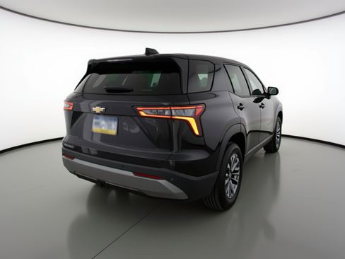 Used 2025 Chevrolet Equinox LT image 9