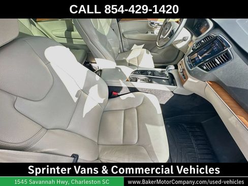 Used 2022 Volvo XC90 T6 Momentum w/ Advanced Package AWD/4WD image 26