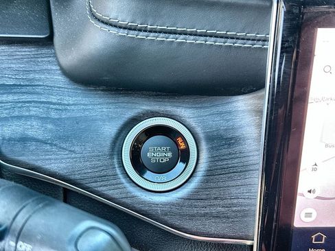 Used 2022 Jeep Grand Cherokee Overland image 17