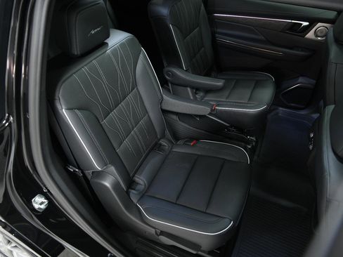 New 2026 Buick Enclave Avenir w/ Super Cruise Package image 15