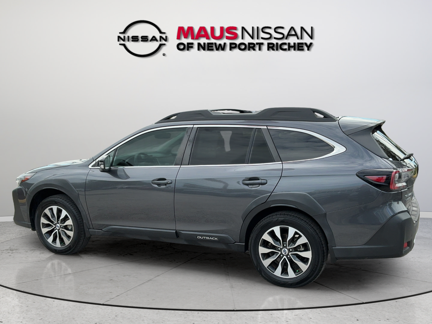 Used 2024 Subaru Outback Limited AWD/4WD image 6