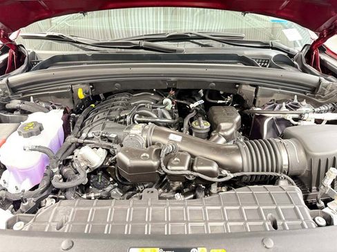 New 2025 Jeep Grand Cherokee L Laredo image 20