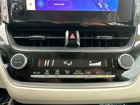 Certified 2023 Toyota Corolla LE image 35