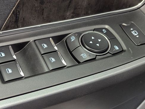 New 2026 Ford F250 Lariat w/ Chrome Package image 12