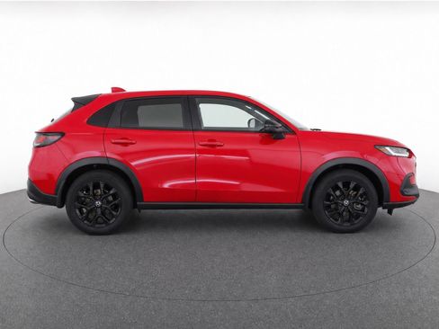 Used 2023 Honda HR-V Sport image 4
