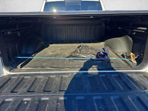 Used 2020 RAM 1500 Laramie image 12