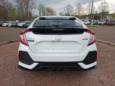 Used 2018 Honda Civic Sport Touring image 4