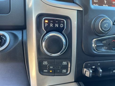 Used 2019 RAM 1500 Big Horn image 28