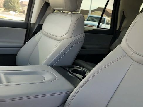 Used 2025 Ford Expedition Max Active image 36