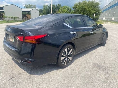 Used 2021 Nissan Altima 2.5 SL FWD image 9