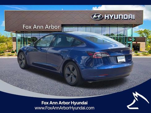 Used 2021 Tesla Model 3 Long Range AWD/4WD image 3