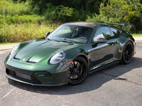 Used 2026 Porsche 911 GT3 RWD image 2