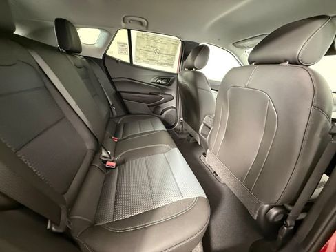 New 2026 Chevrolet Trax LT w/ Midnight Edition FWD image 15