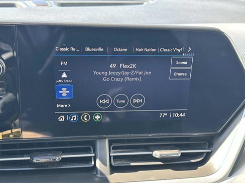 Used 2024 Chevrolet Trax RS w/ Driver Confidence Package FWD image 27