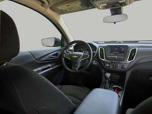 Used 2024 Chevrolet Equinox LT AWD/4WD image 10