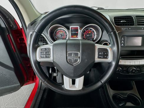 Used 2020 Dodge Journey SE w/ SE Popular Equipment Group FWD image 13