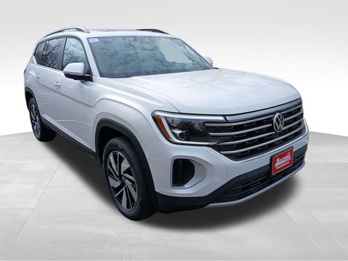 New 2026 Volkswagen Atlas SE image 7