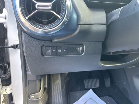 New 2026 Chevrolet Equinox EV LT image 17