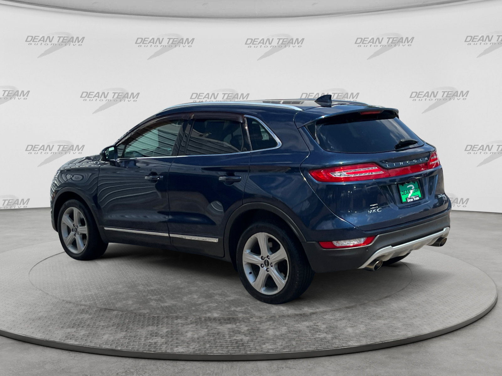 Used 2017 Lincoln MKC Premiere AWD/4WD image 5