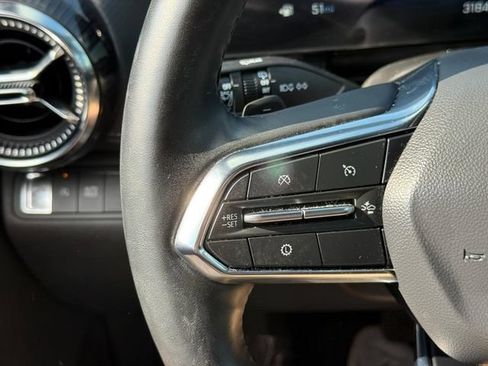 Used 2026 Chevrolet Equinox LT FWD image 18