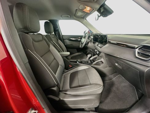 Used 2026 Chevrolet TrailBlazer LT FWD image 30