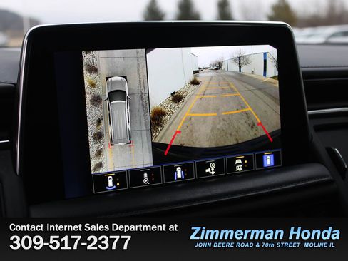 Used 2023 Chevrolet Suburban Z71 w/ Luxury Package image 25