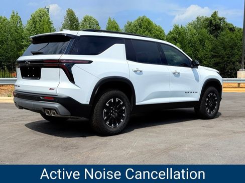 New 2026 Chevrolet Traverse Z71 w/ Enhanced Driving Package AWD/4WD image 5