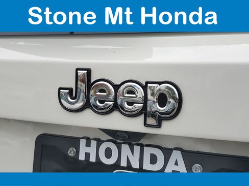 Used 2022 Jeep Renegade Latitude image 8