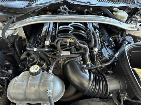 Used 2016 Ford Mustang Shelby GT350 w/ Technology Package RWD image 54