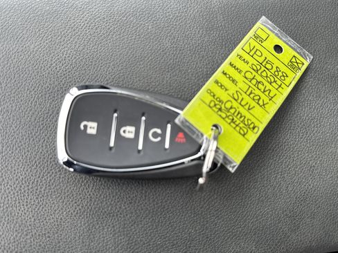 Used 2024 Chevrolet Trax ACTIV w/ Sunroof Package image 26