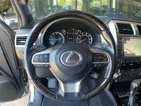 Used 2020 Lexus GX 460 Premium image 14