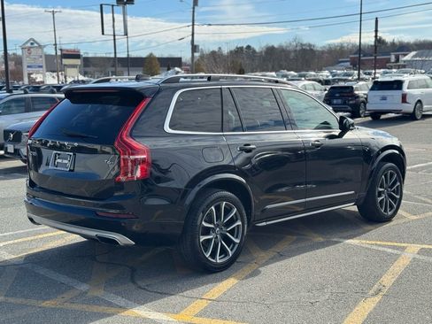 Used 2017 Volvo XC90 T6 Momentum w/ Vision Package image 7